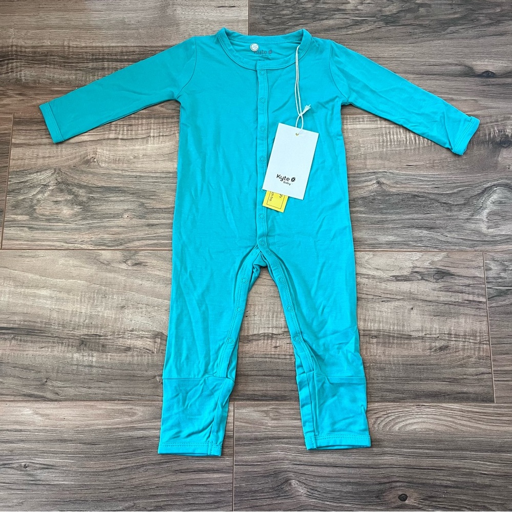 NWT Kyte Baby Snap Romper Caribbean